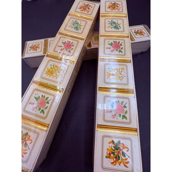LOT of 3 Packages Vintage Avon Bath Cubes Floral 18 Cubes New In Package - Picture 1 of 5